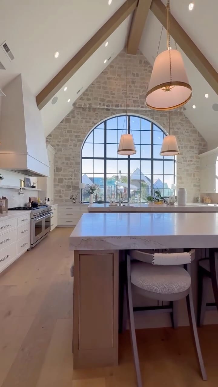 Post 6 by Heritage Home and Garden on Instagram (video)