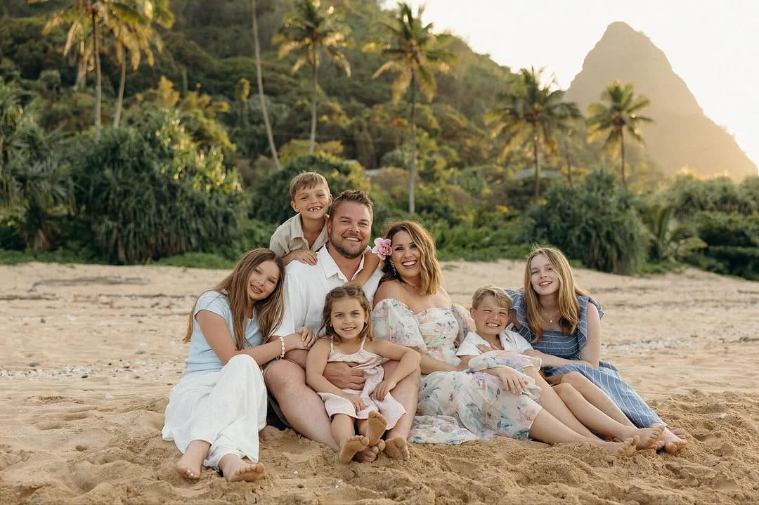 Post 10 by Hannah | Kauai Photographer on Instagram (carousel)