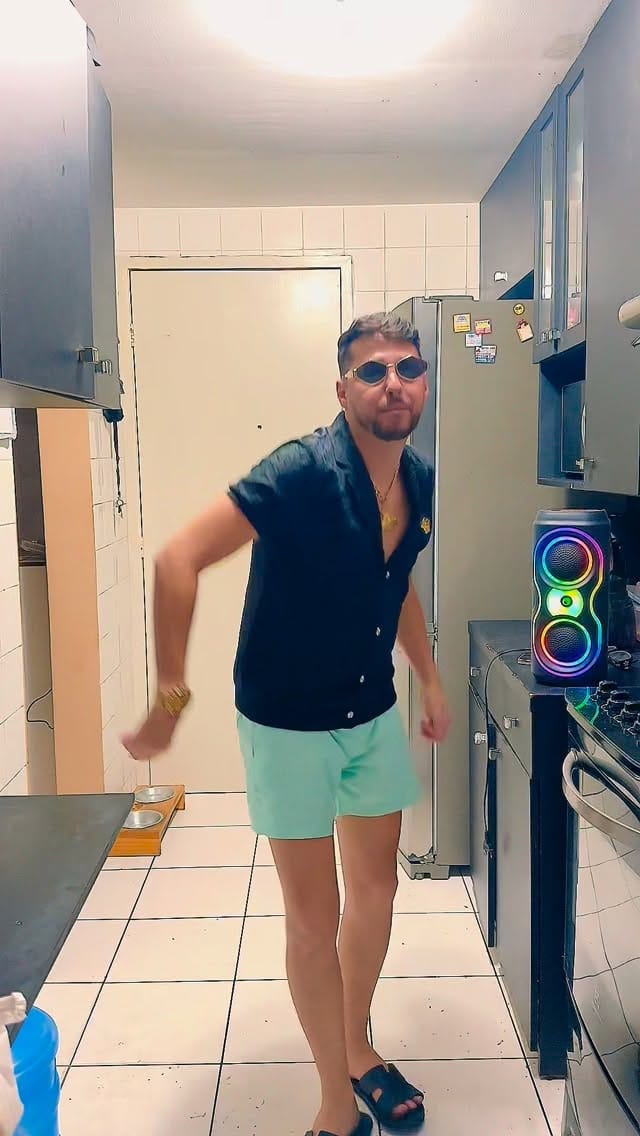 Post 6 by Cego Abusado on Instagram (video)