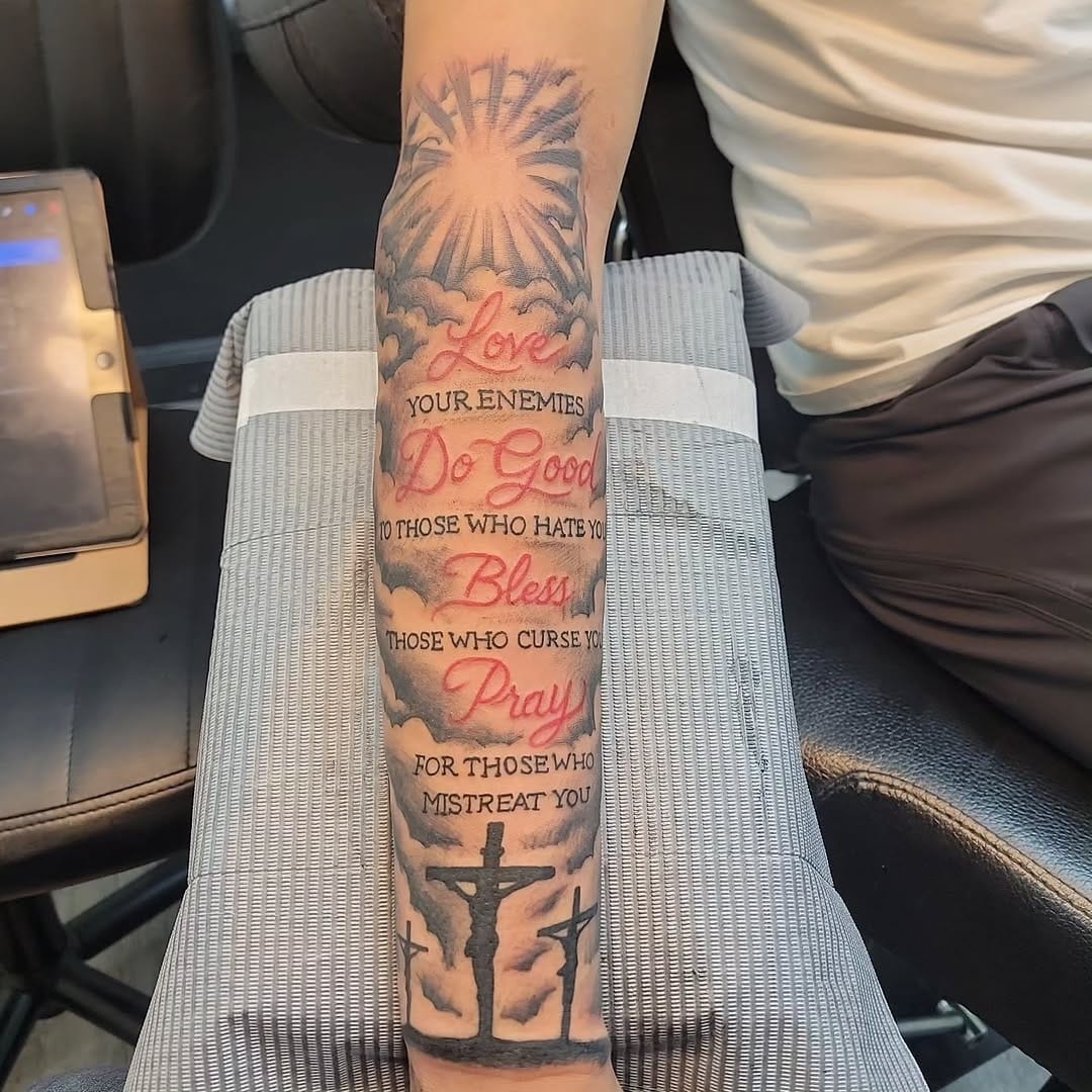 Post 6 by Tez Gonzalez on Instagram (image)