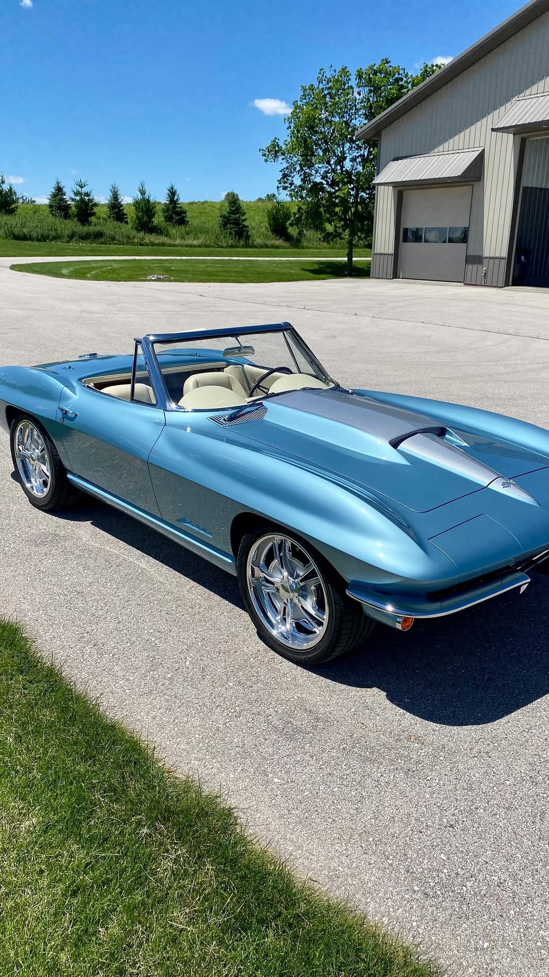 Post 4 by Michels Auto Design on Instagram (video)