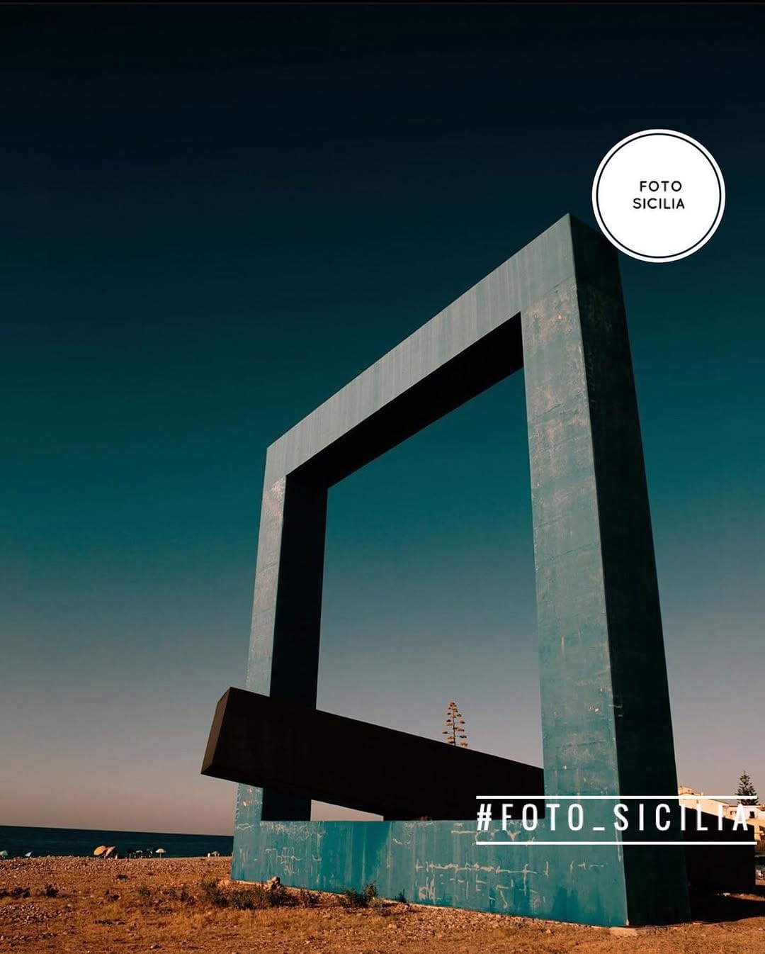 Post 6 by Sicilia on Instagram (image)