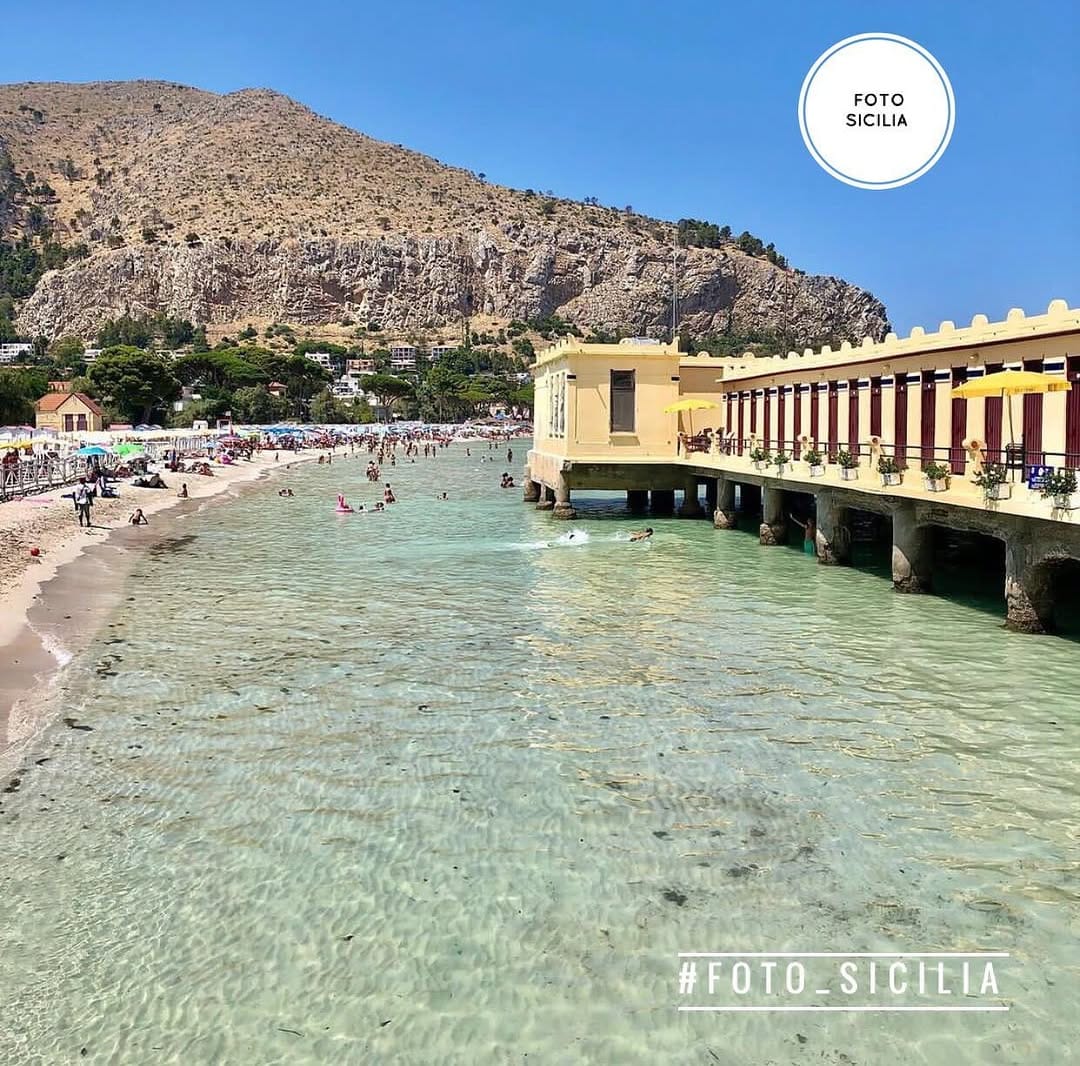Post 1 by Sicilia on Instagram (image)