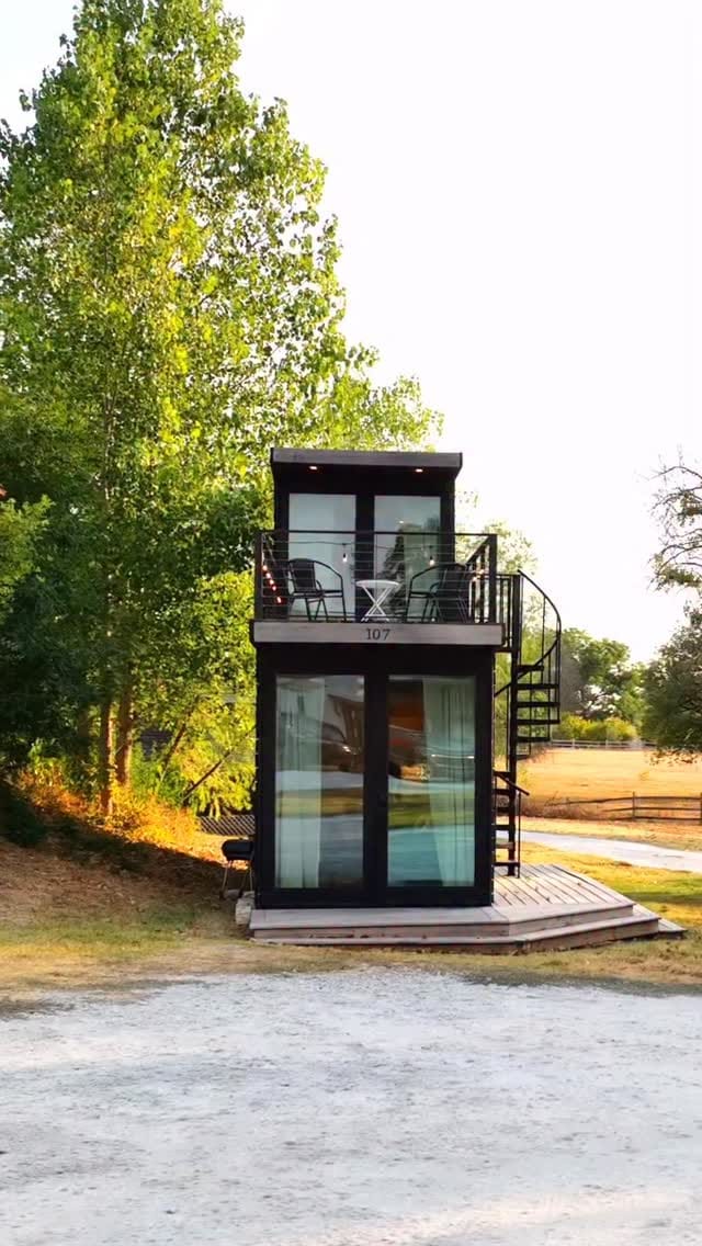 Post 5 by VillaStay | Vacation Homes on Instagram (video)
