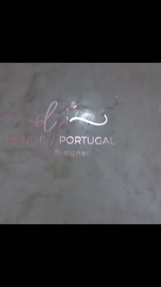 Post 5 by Denise Portugal 🇧🇷🇱🇷🇵🇹💅💅 on Instagram (video)