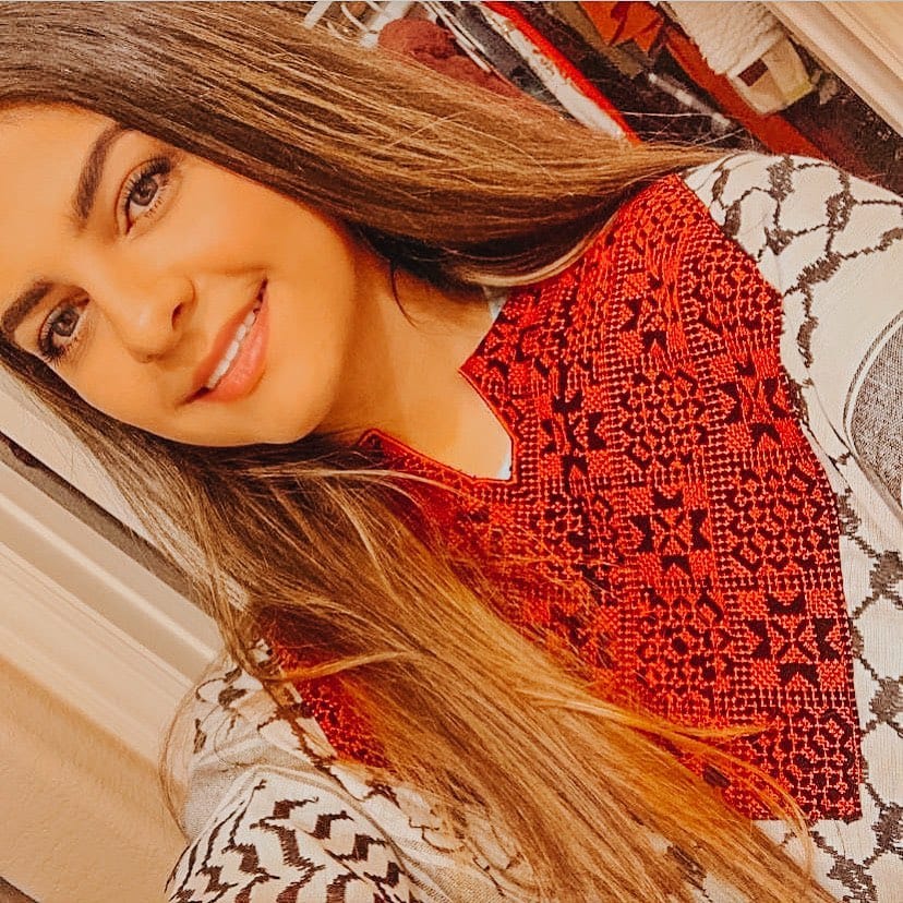 Post 4 by sandra on Instagram (image)