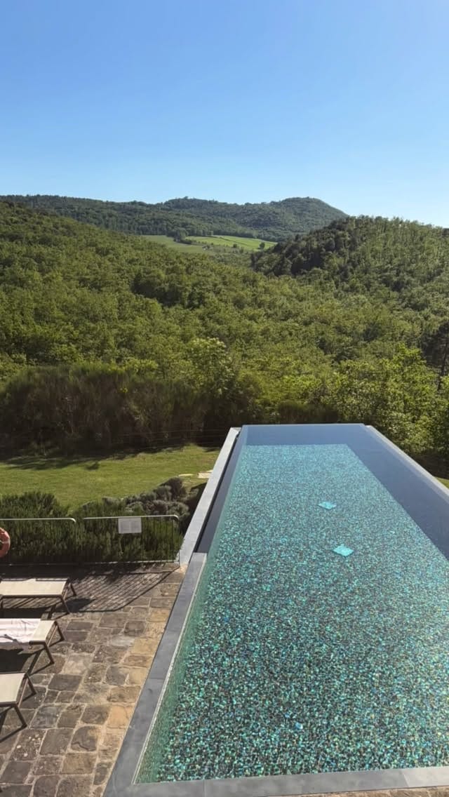 Post 7 by CDS Interiors on Instagram (video)