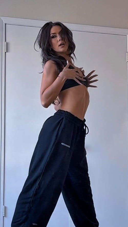 Post 4 by McKaylee True on Instagram (video)