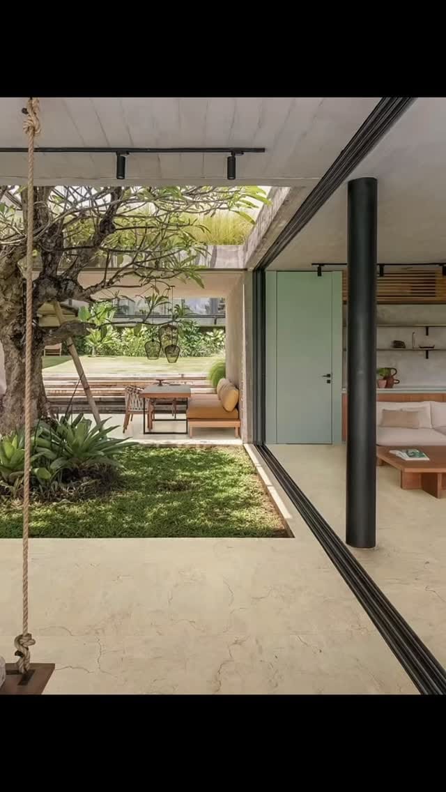 Post 2 by Ibertile on Instagram (video)