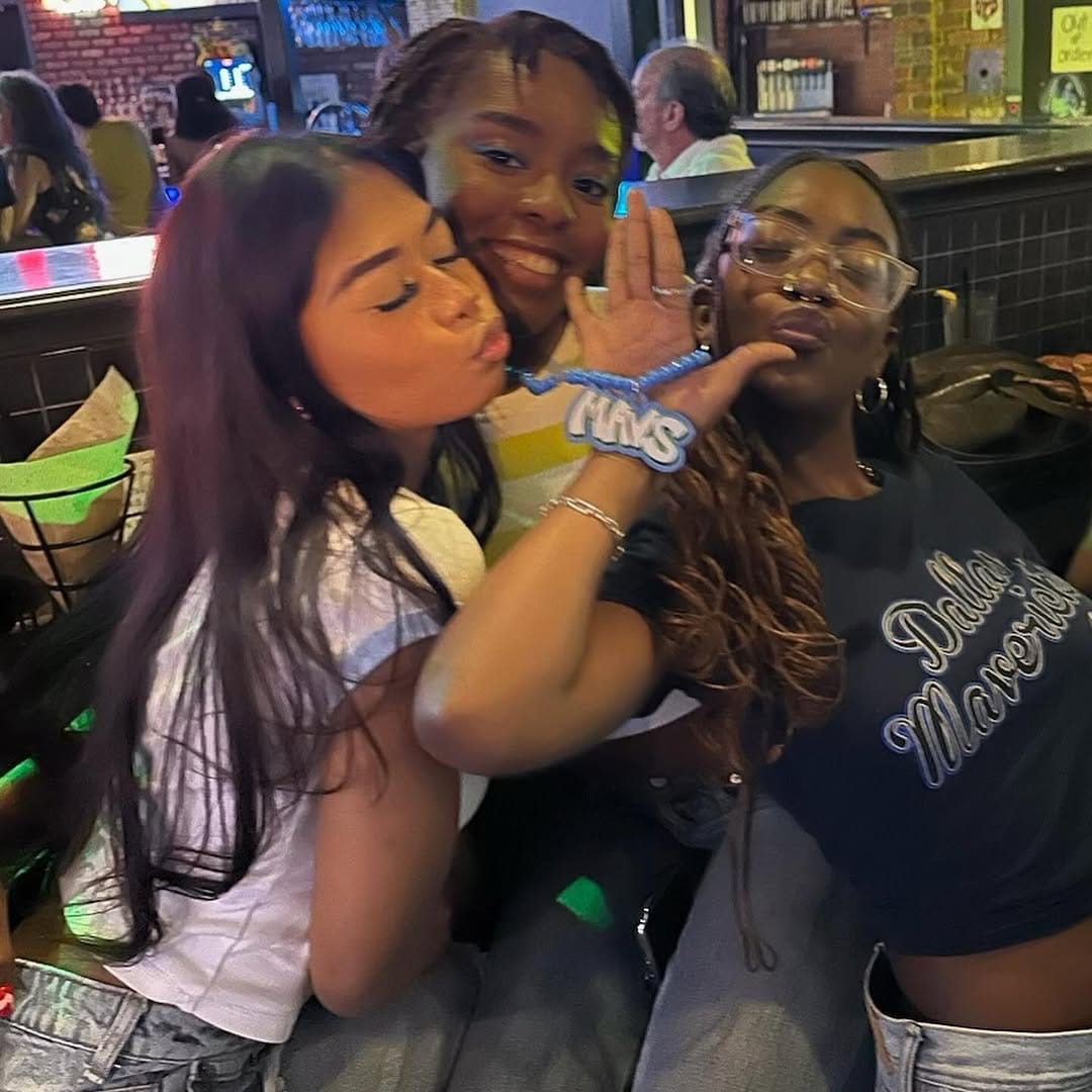 Post 10 by 𝓹𝓪𝓮 🪐🫧 on Instagram (carousel)