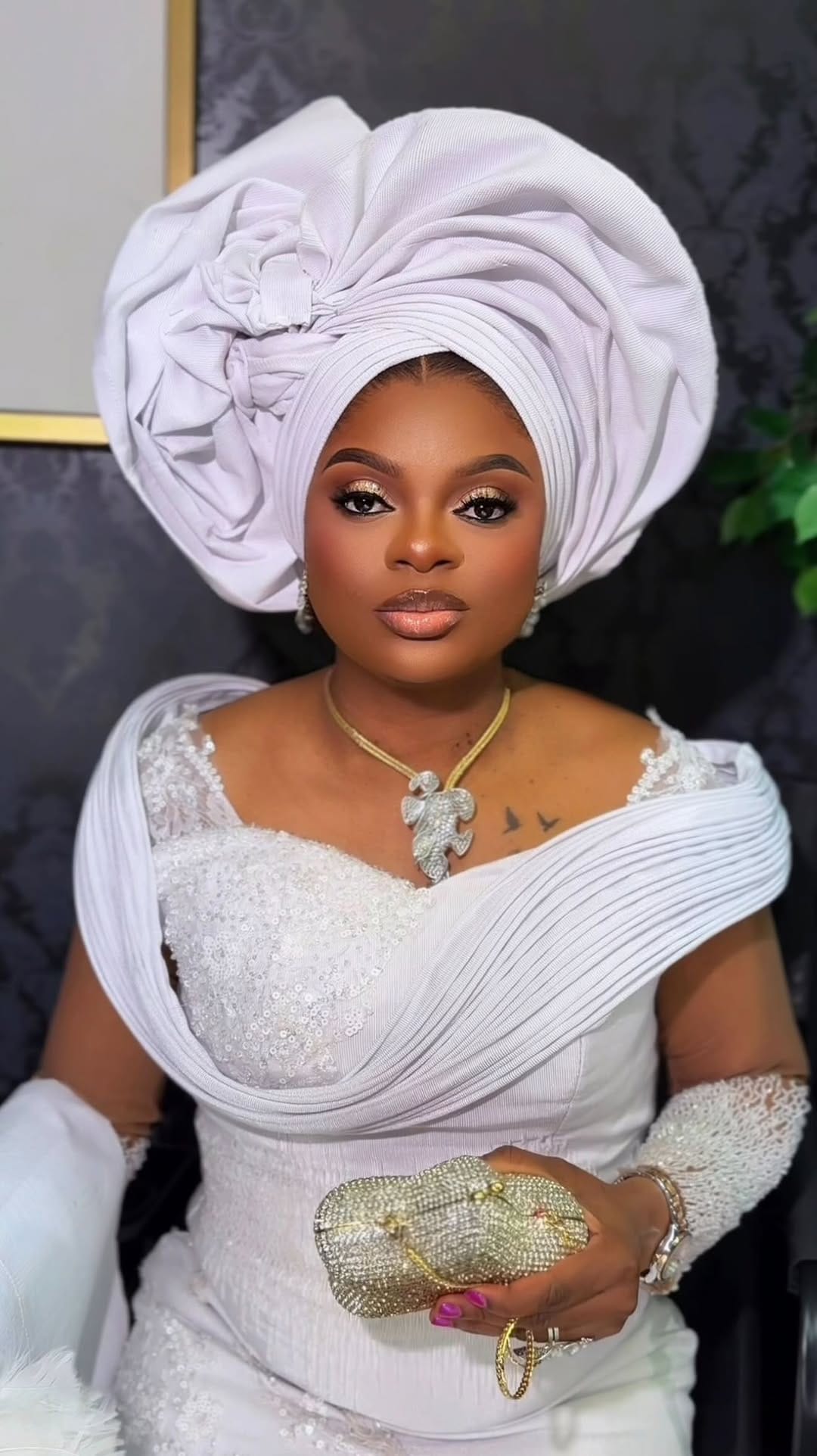 Post 2 by Moryam Abidemi Salami on Instagram (video)