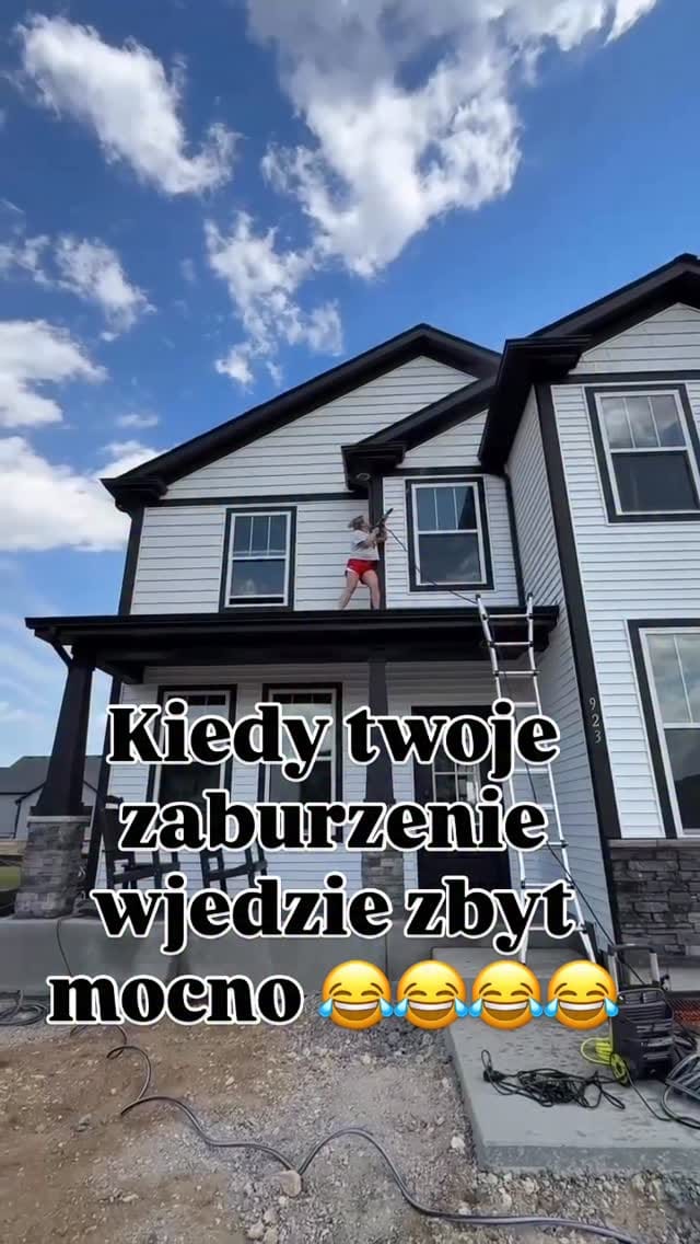 Post 4 by Olivia Maslon-Domalik on Instagram (video)