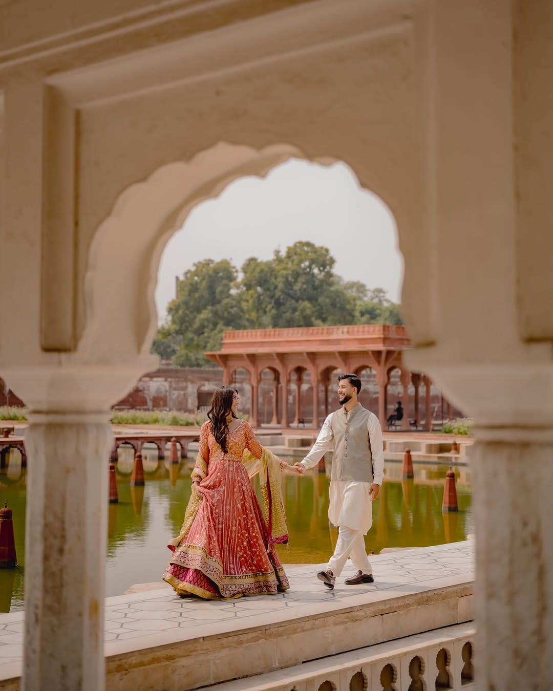 Post 10 by Iqra Khan / Iqra Daniyal Ali Khan on Instagram (carousel)