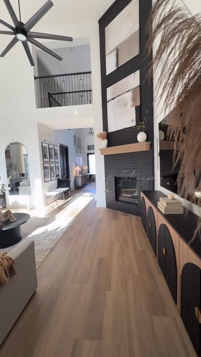 Post 6 by Tiffany Clark on Instagram (video)