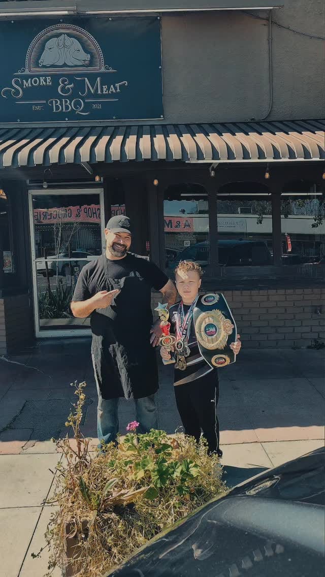 Post 6 by Smoke & Meat BBQ on Instagram (video)
