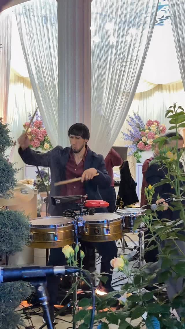Post 5 by JURAEV XALIM SATTOROVICH👑🥁 on Instagram (video)