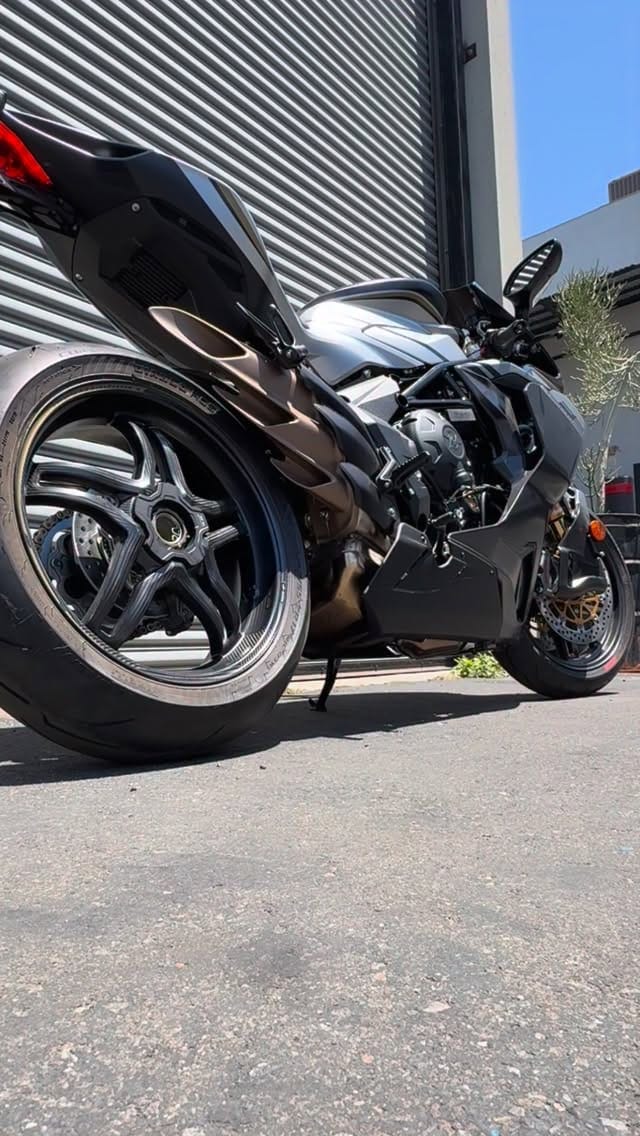 Post 7 by MV Agusta North America on Instagram (video)