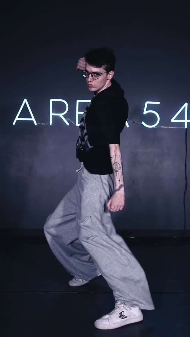 Post 9 by Murphy Wright on Instagram (video)