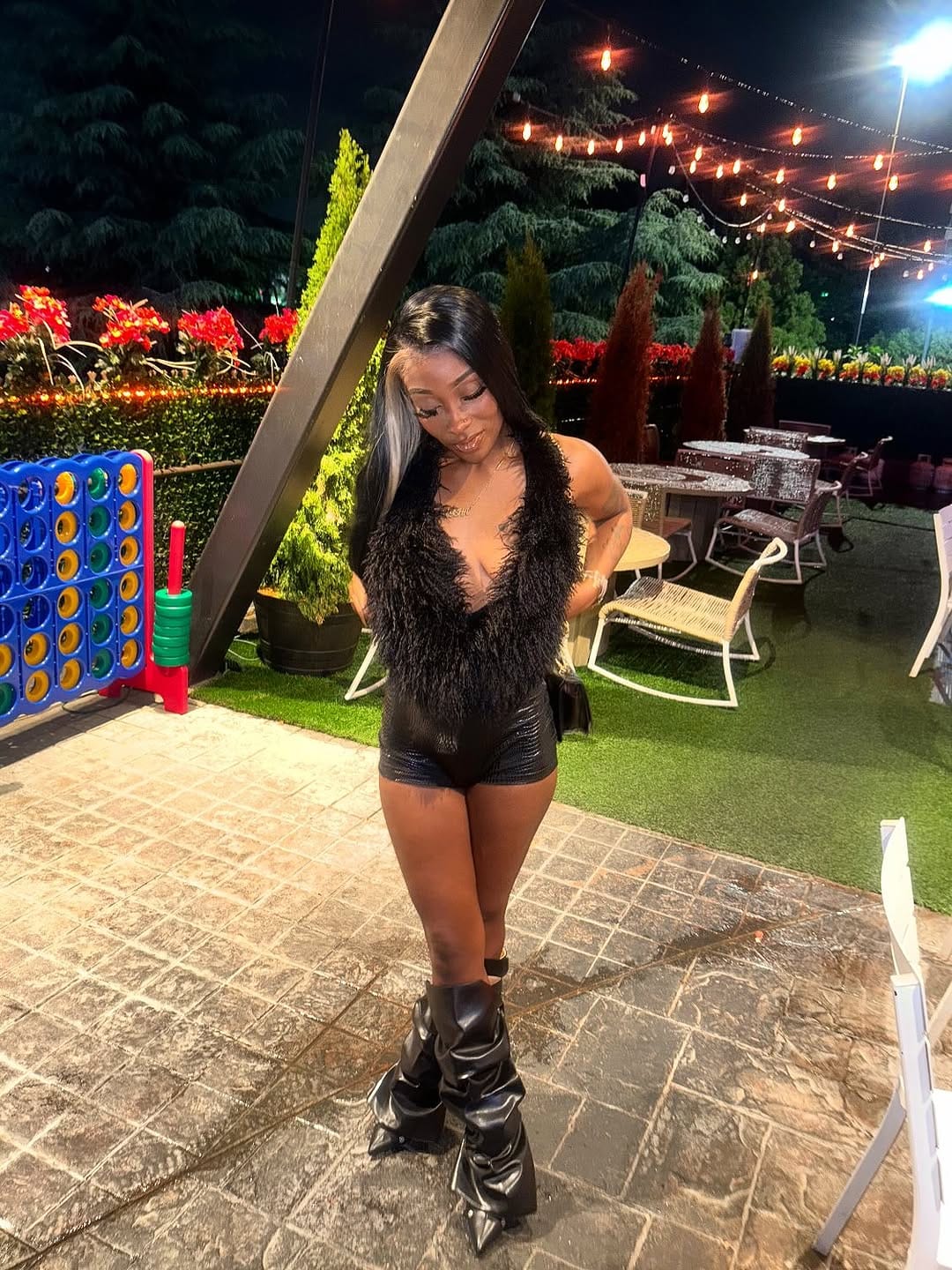 Post 1 by @nyshaevonnie on Instagram (carousel)