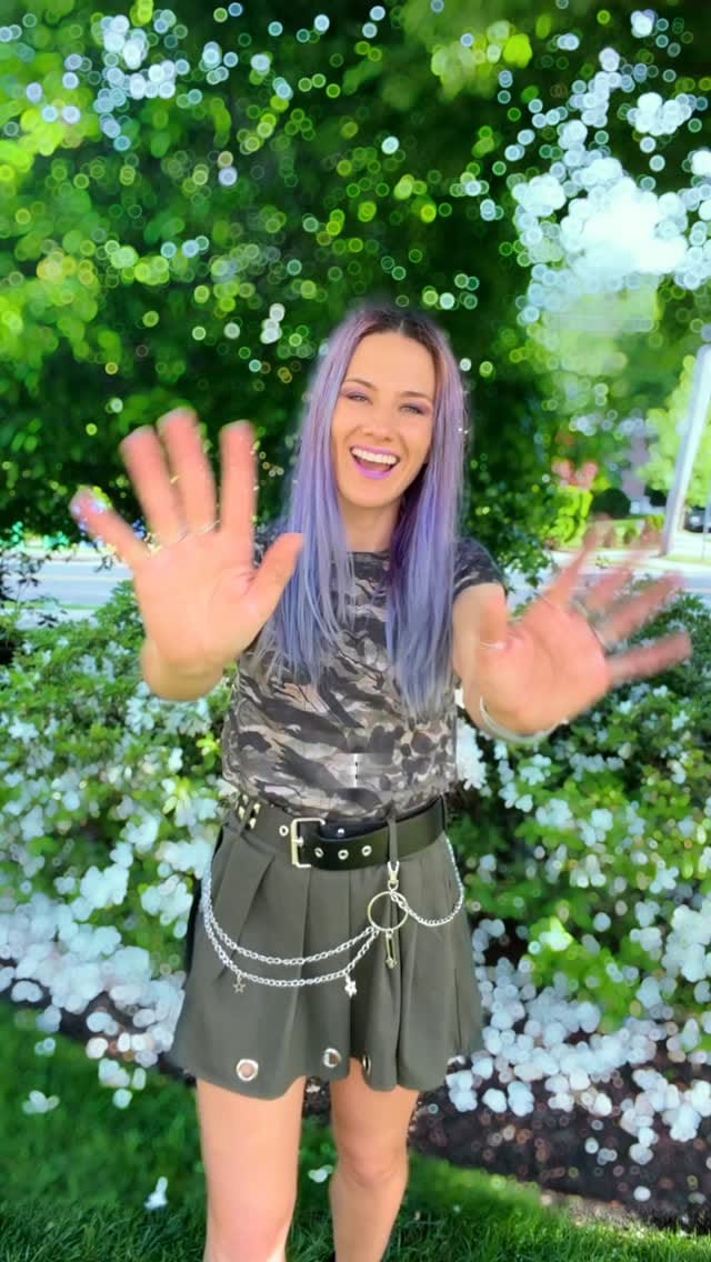 Post 2 by 𝗠𝗔𝗝𝗢𝗥 𝗠𝗢𝗠𝗘𝗡𝗧 on Instagram (video)