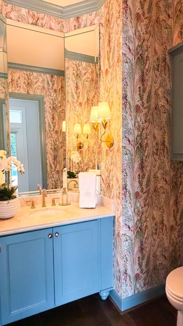 Post 3 by Woodlands Style House | Sondra Lagasse, Jill Simms, & Team on Instagram (video)
