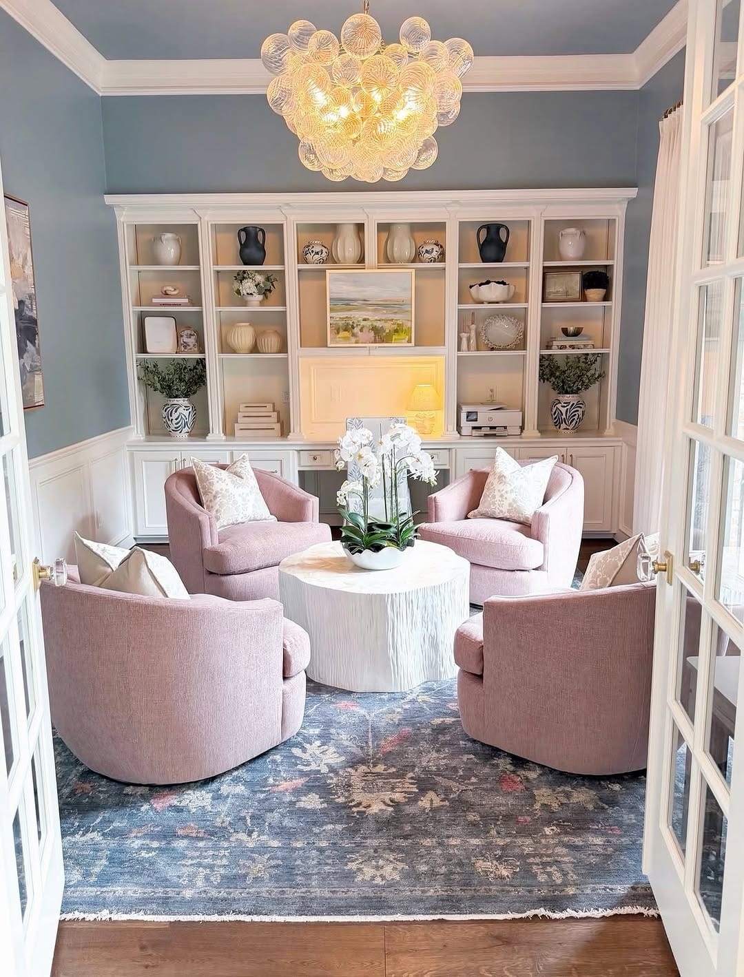 Post 2 by Woodlands Style House | Sondra Lagasse, Jill Simms, & Team on Instagram (carousel)