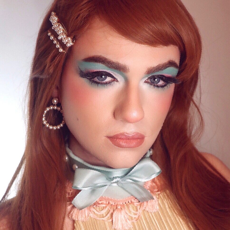 Post 6 by Rosie Hart on Instagram (image)