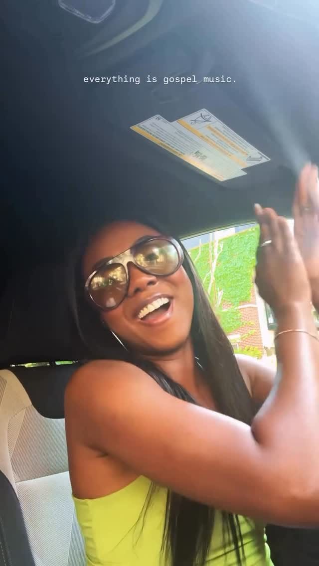 Post 1 by ✩ C H I N A A ✩ on Instagram (video)