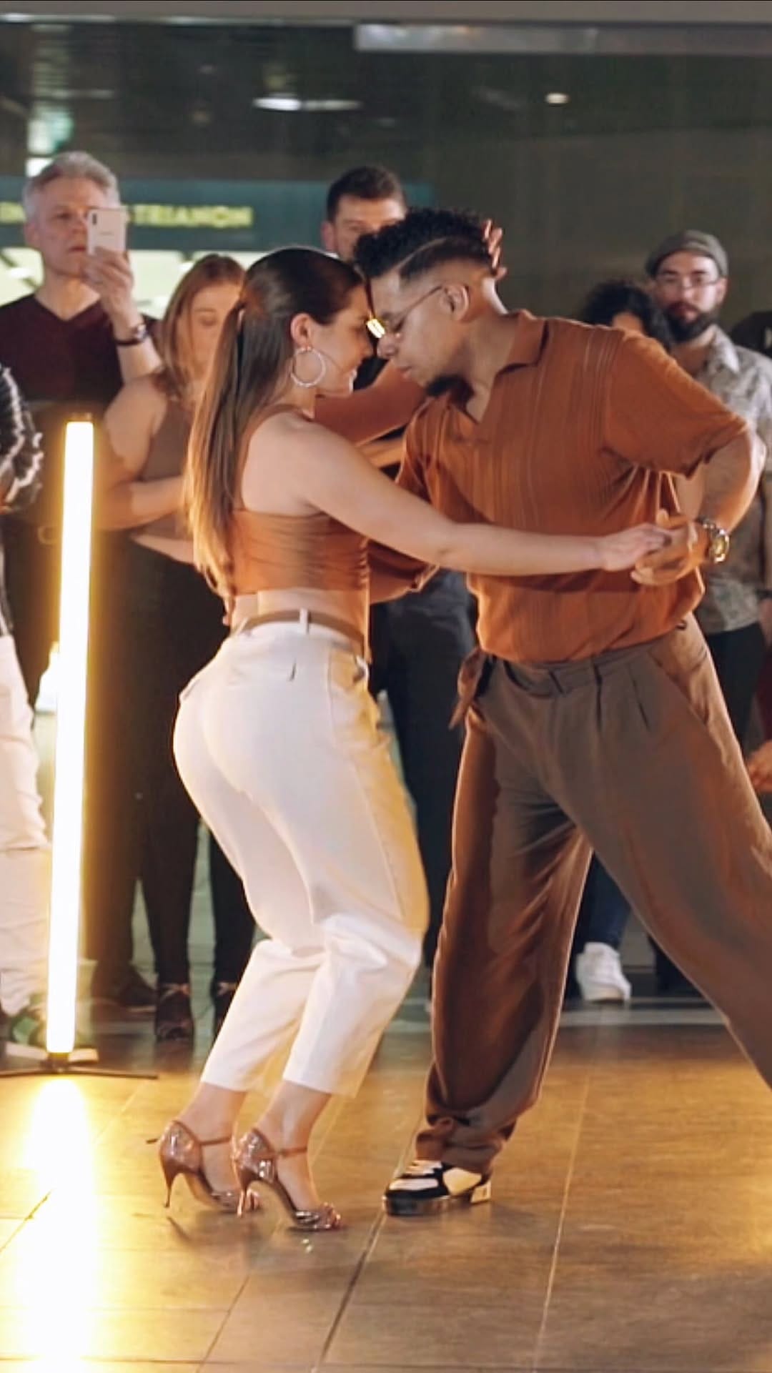 Post 9 by 🎧D J Y O R K🎧 ▪️El Romantico▪️ on Instagram (video)