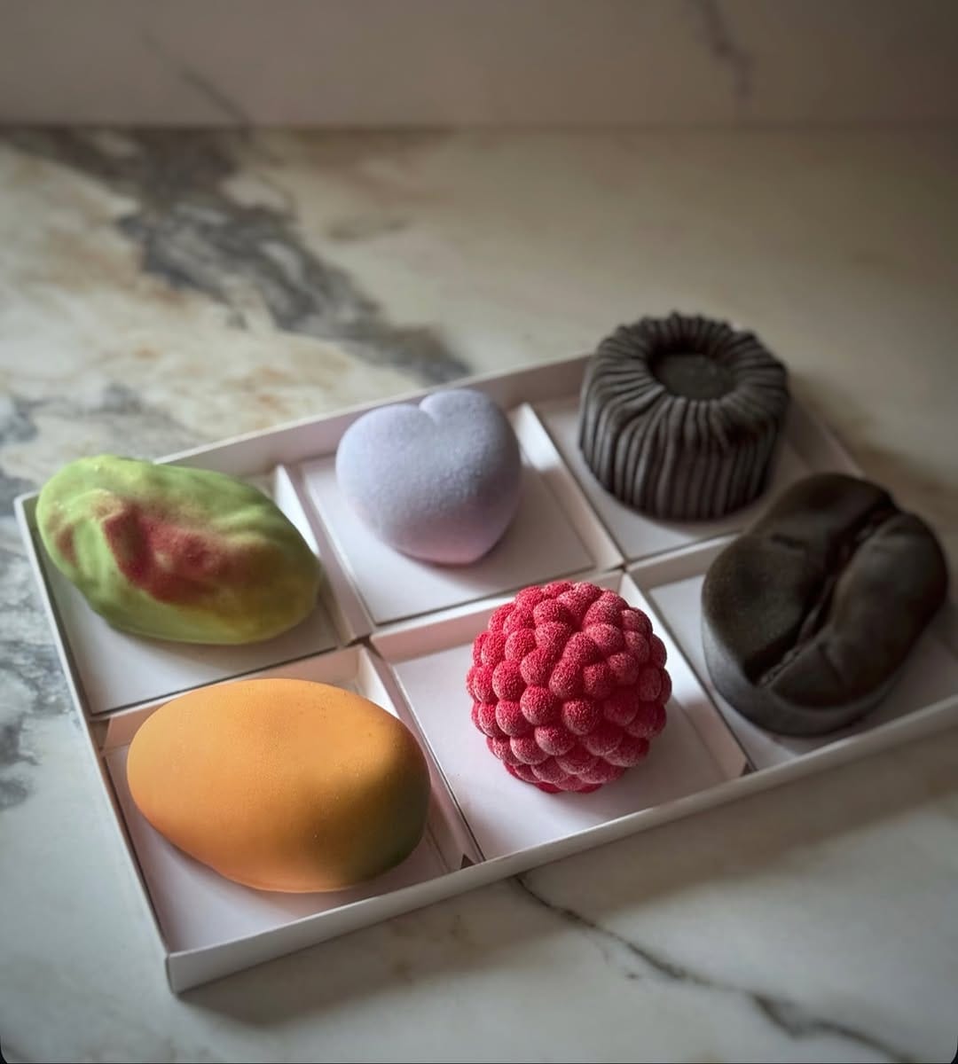 Post 9 by Mousse Cakes / Cheesecake / Dubai Chocolate / Chicago on Instagram (carousel)