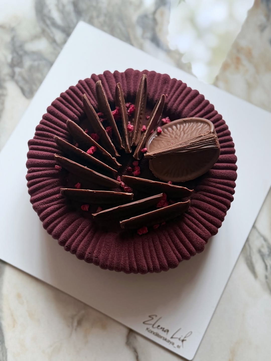 Post 2 by Mousse Cakes / Cheesecake / Dubai Chocolate / Chicago on Instagram (carousel)