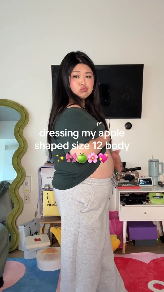 Post 8 by complanie | boston vlogger on Instagram (video)