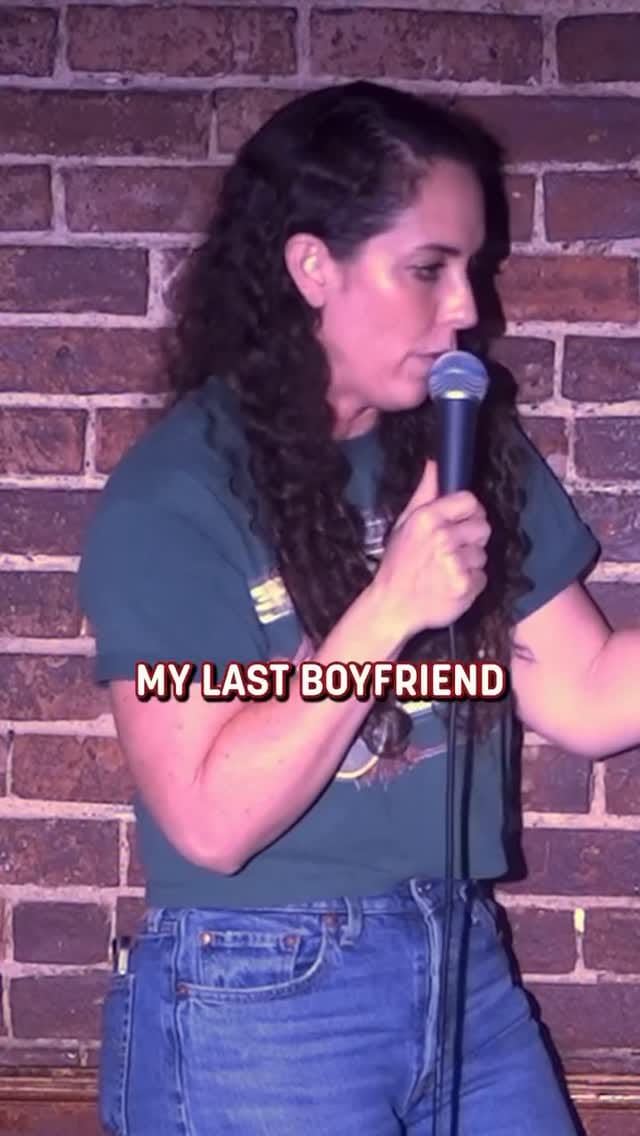 Post 5 by 🅒🅞🅜🅔🅓🅨 🅢🅟🅐🅒🅔 on Instagram (video)