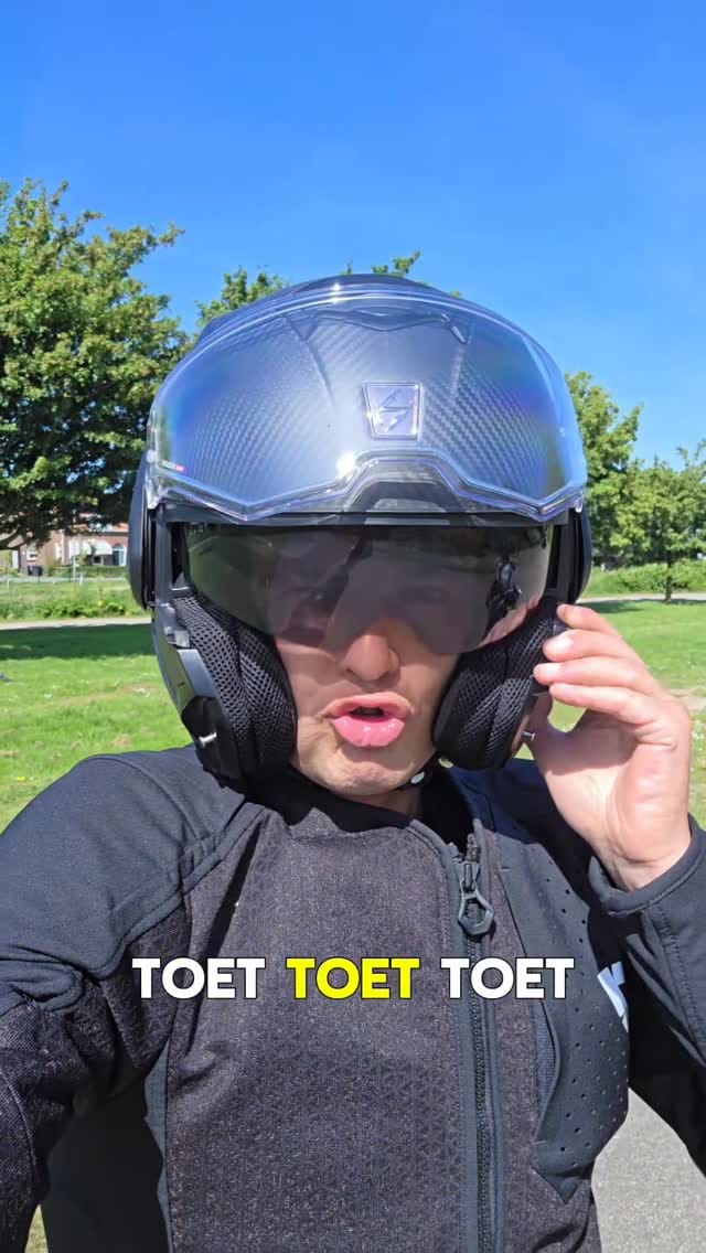 Post 4 by Suzuki Motoren Nederland on Instagram (video)