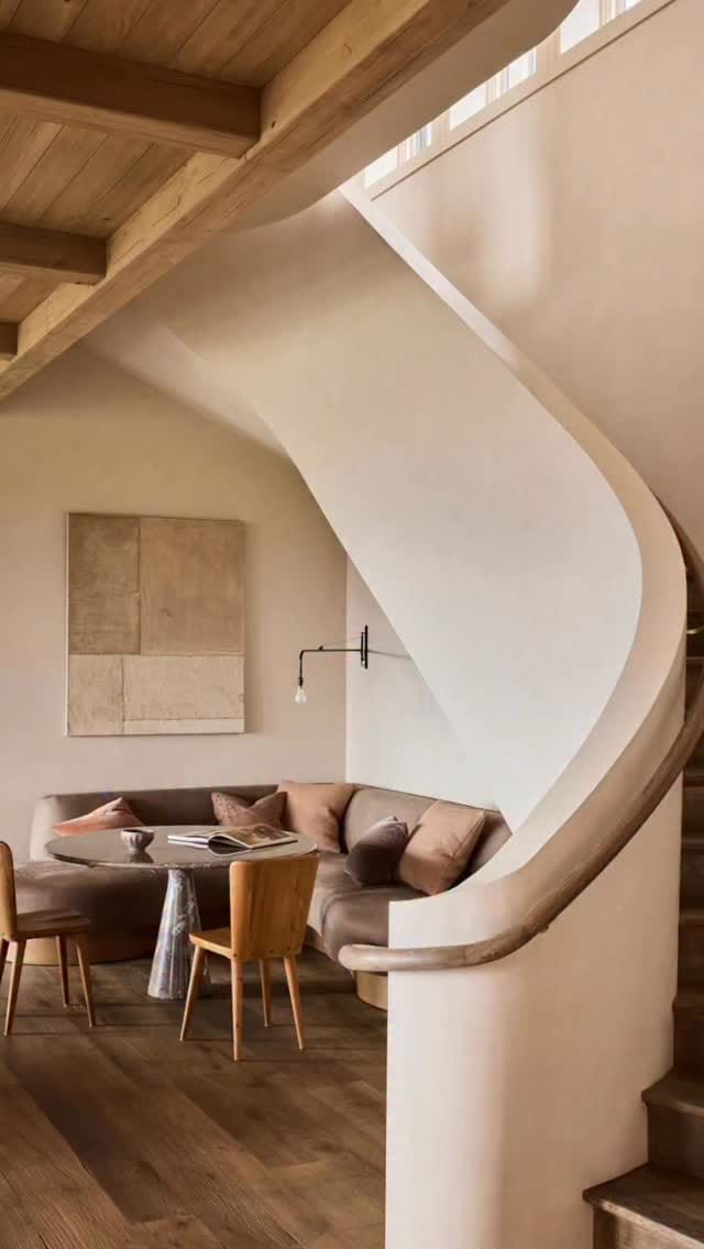 Post 2 by Wendy Labrum Interiors on Instagram (video)