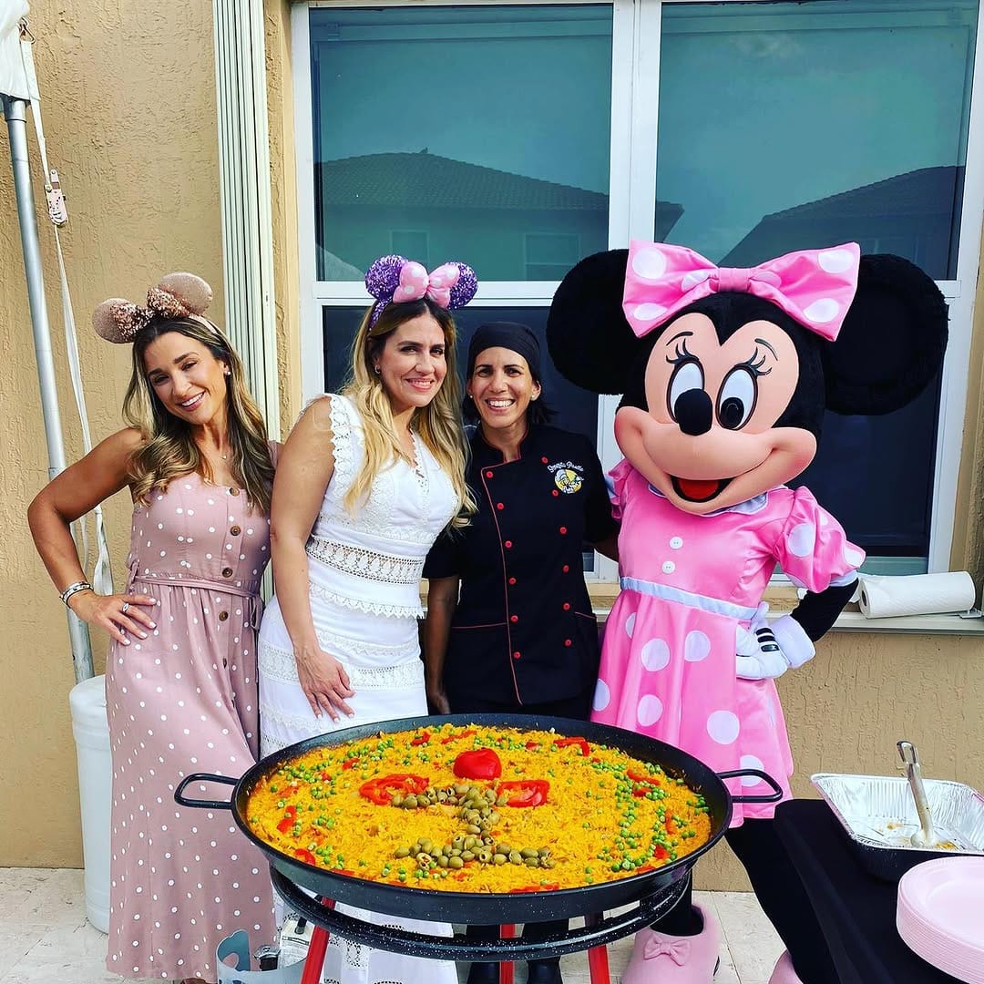 Post 6 by Senorita Paella on Instagram (image)