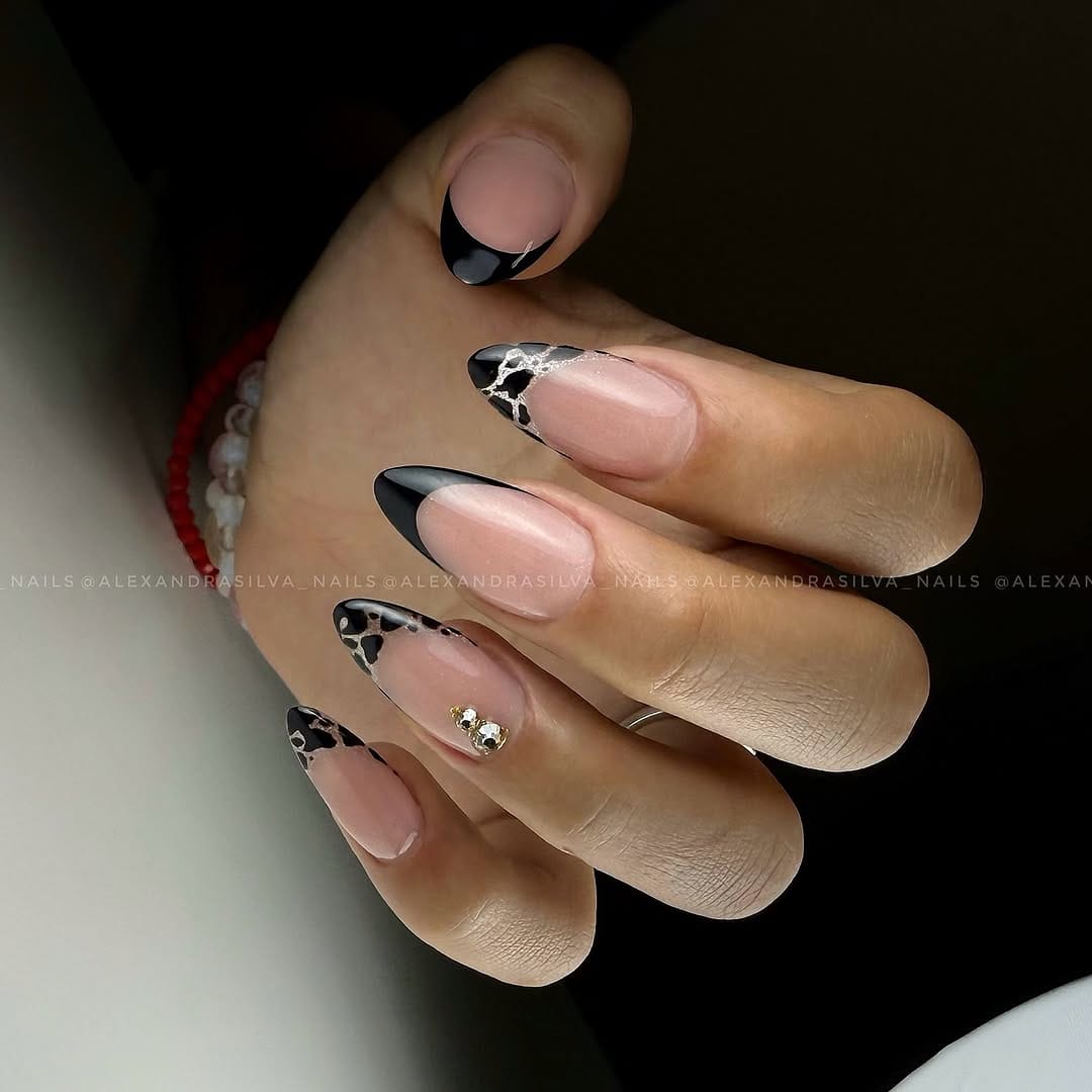 Post 5 by ALEXANDRA SILVA | UÑAS ACRÍLICAS•CURSOS•CHILE🇨🇱 on Instagram (carousel)