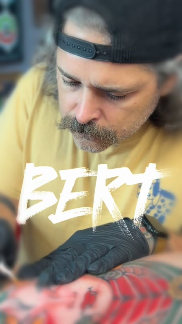 Post 8 by 𝕮𝖍𝖗𝖎𝖘 𝕳𝖊𝖇𝖊𝖗𝖙 𝕿𝖆𝖙𝖙𝖔𝖔 on Instagram (video)