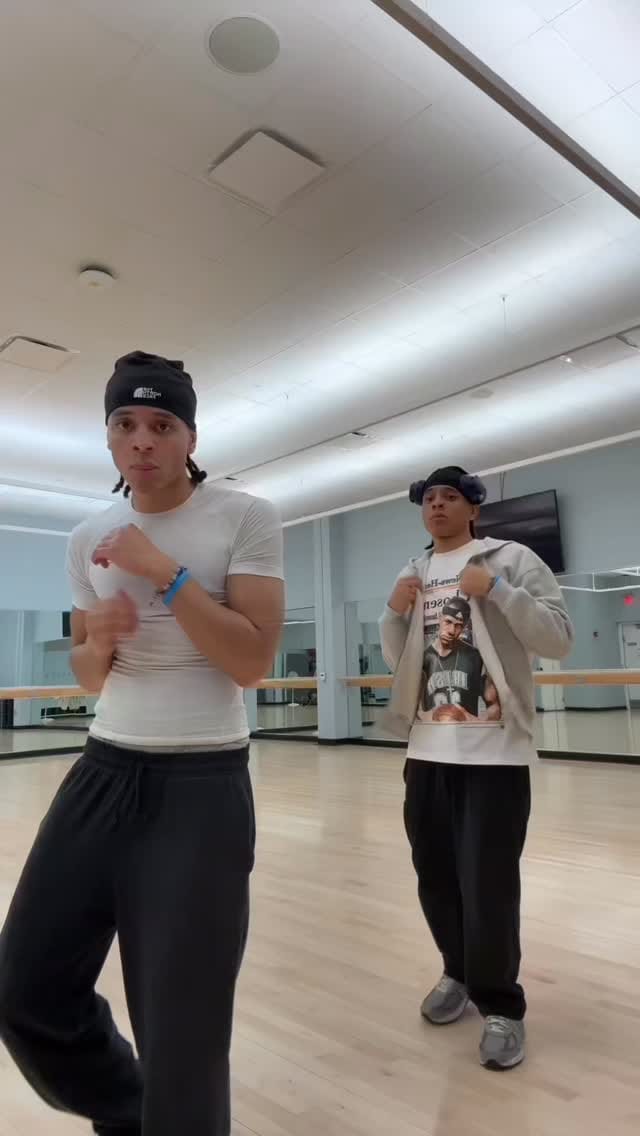 Post 8 by Odell on Instagram (video)