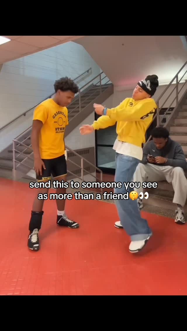 Post 5 by Odell on Instagram (video)