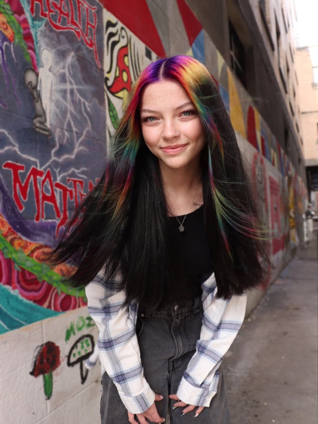 Post 6 by Kisandra/Hairstylist/Educator on Instagram (carousel)