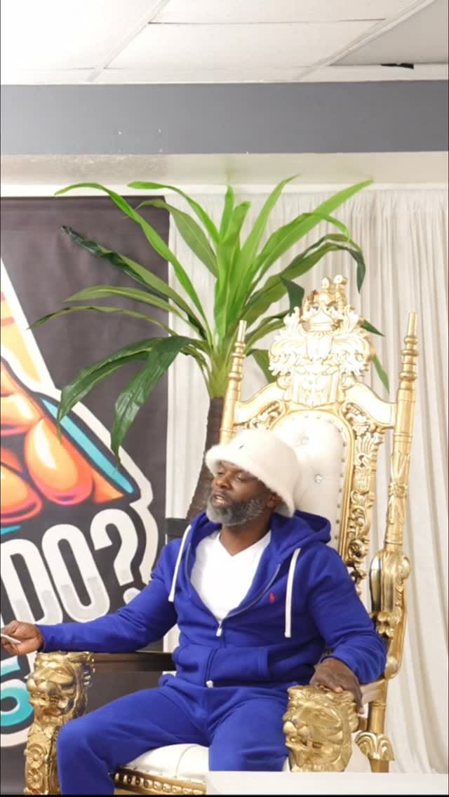 Post 6 by YL Meechie on Instagram (video)
