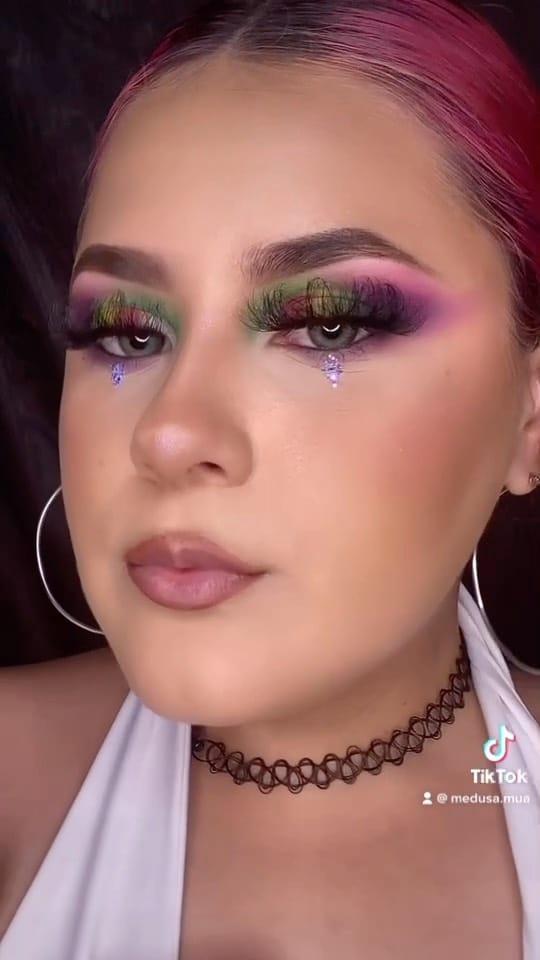 Post 1 by 𝐌𝐞𝐝𝐮𝐬𝐚 𝐌𝐚𝐤𝐞𝐮𝐩 𝐒𝐩𝐨𝐭 ✨ on Instagram (video)
