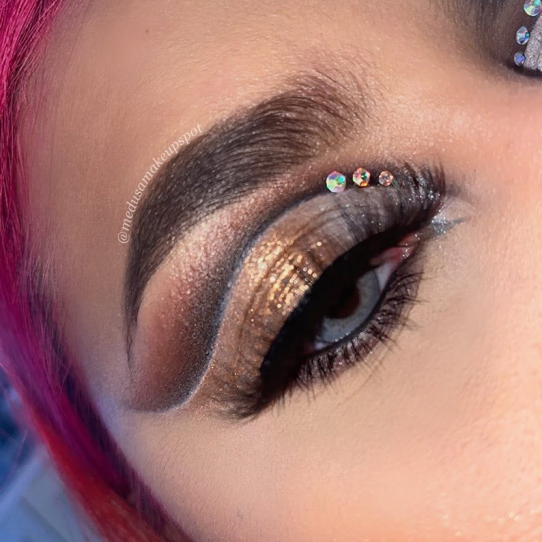 Post 8 by 𝐌𝐞𝐝𝐮𝐬𝐚 𝐌𝐚𝐤𝐞𝐮𝐩 𝐒𝐩𝐨𝐭 ✨ on Instagram (image)