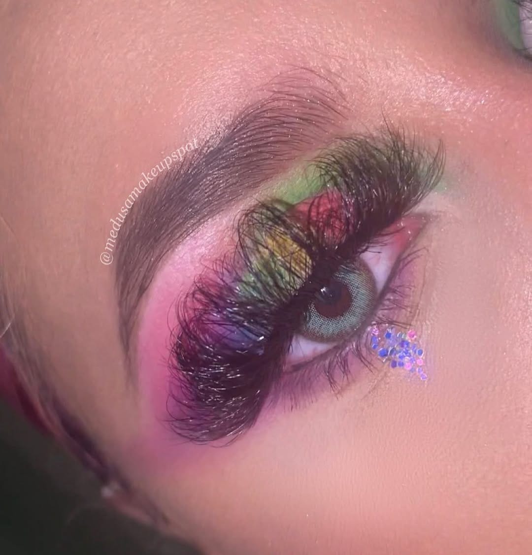 Post 2 by 𝐌𝐞𝐝𝐮𝐬𝐚 𝐌𝐚𝐤𝐞𝐮𝐩 𝐒𝐩𝐨𝐭 ✨ on Instagram (image)