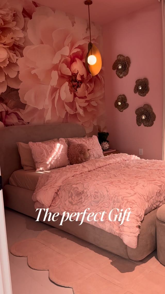 Post 8 by Unique Interior Designs on Instagram (video)