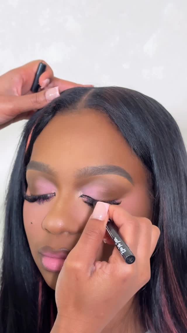 Post 7 by Kayla Summer on Instagram (video)