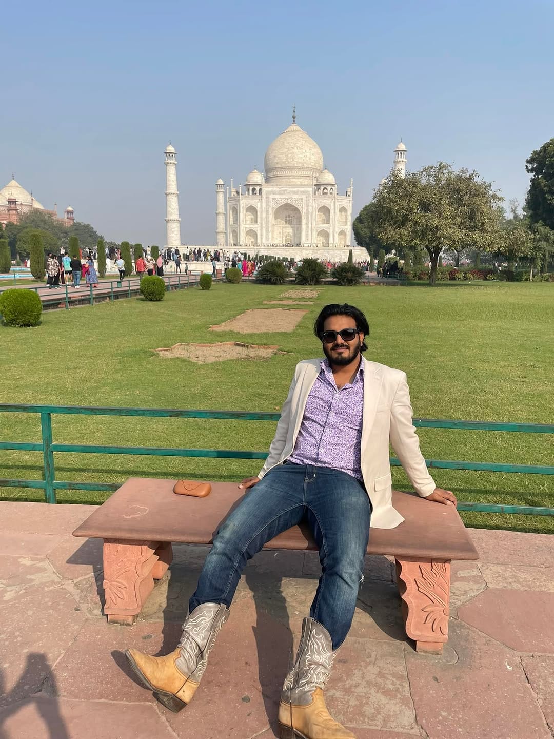 Post 10 by SAHIL DASAWAT on Instagram (carousel)
