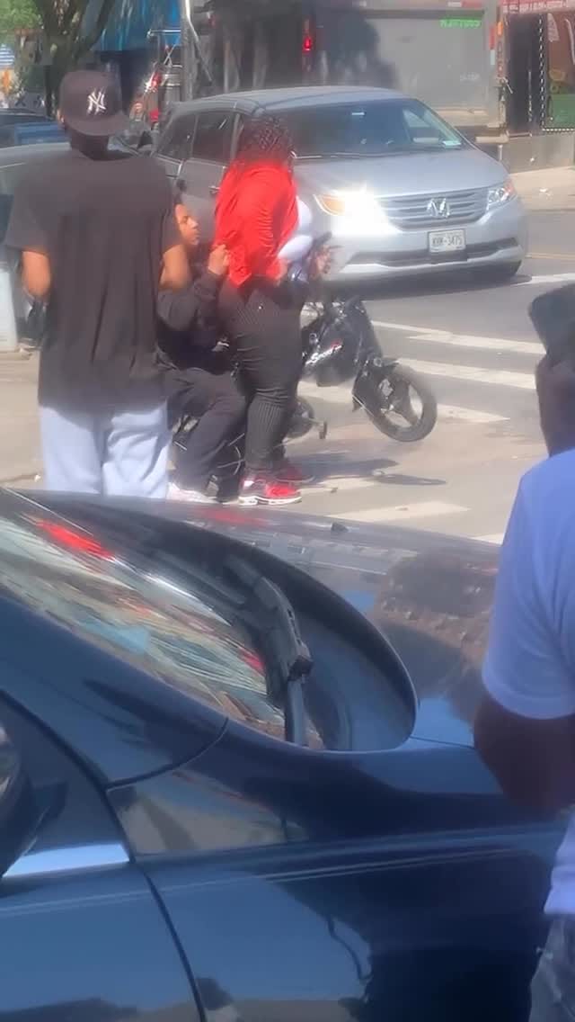 Post 2 by 💰EX 〽🌏NEY 〽️URD🅰 on Instagram (video)