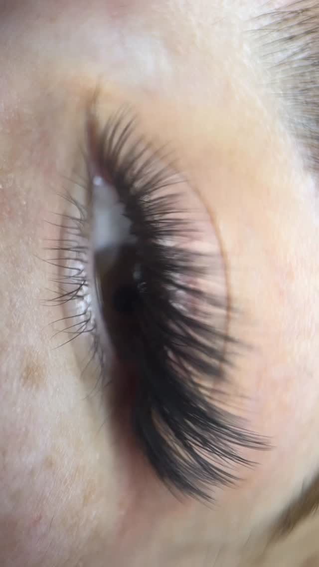 Post 7 by Araks Nazaryan on Instagram (video)